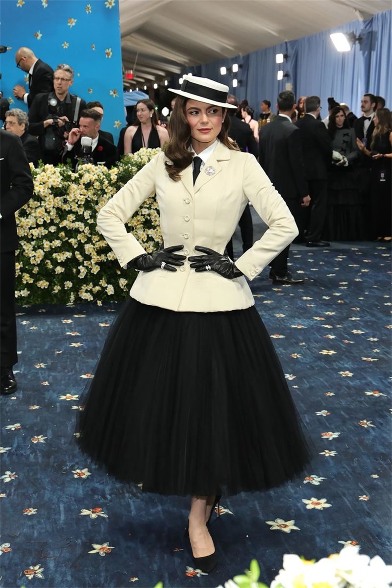 White Women Office Suits Skirt - đánh giá và giá Women Formal Wear Black And White