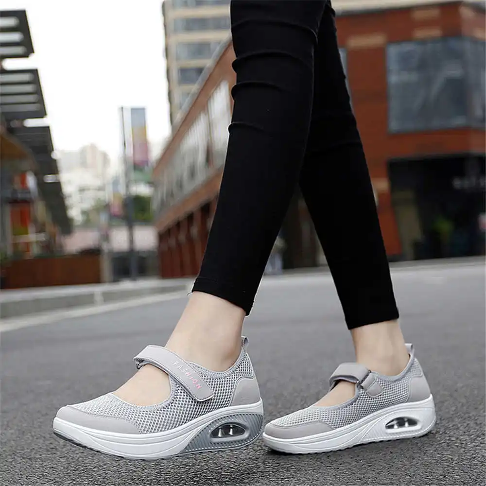 36-41 Demi-season Colored Snea - đánh giá và giá Women Formal Wear Types